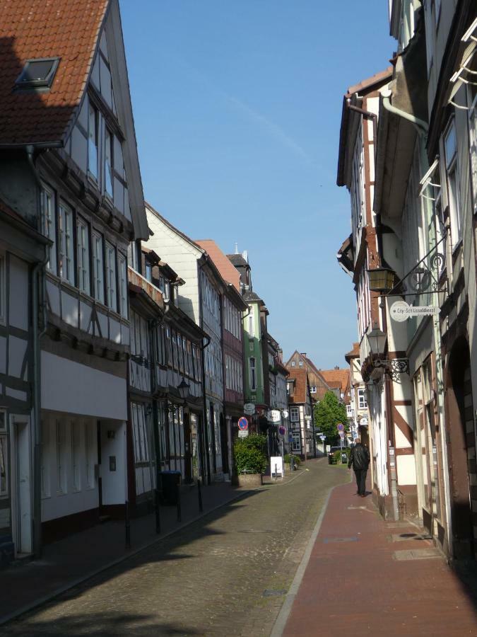 Ferienwohnung Janus Altstadt-Hameln Haus 1 Inklusive Parkplatz Mit Und Ohne Balkon Hamelin Luaran gambar